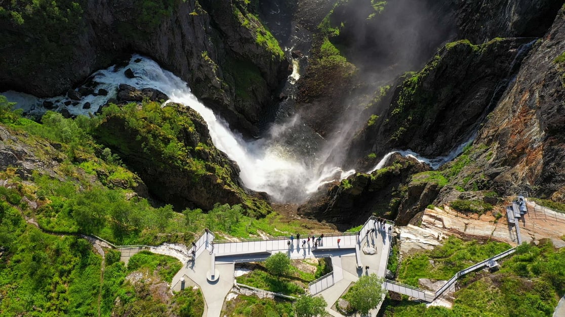  Vøringsfossen waterfall © Kjetil Rolseth/Statens Vegvesen